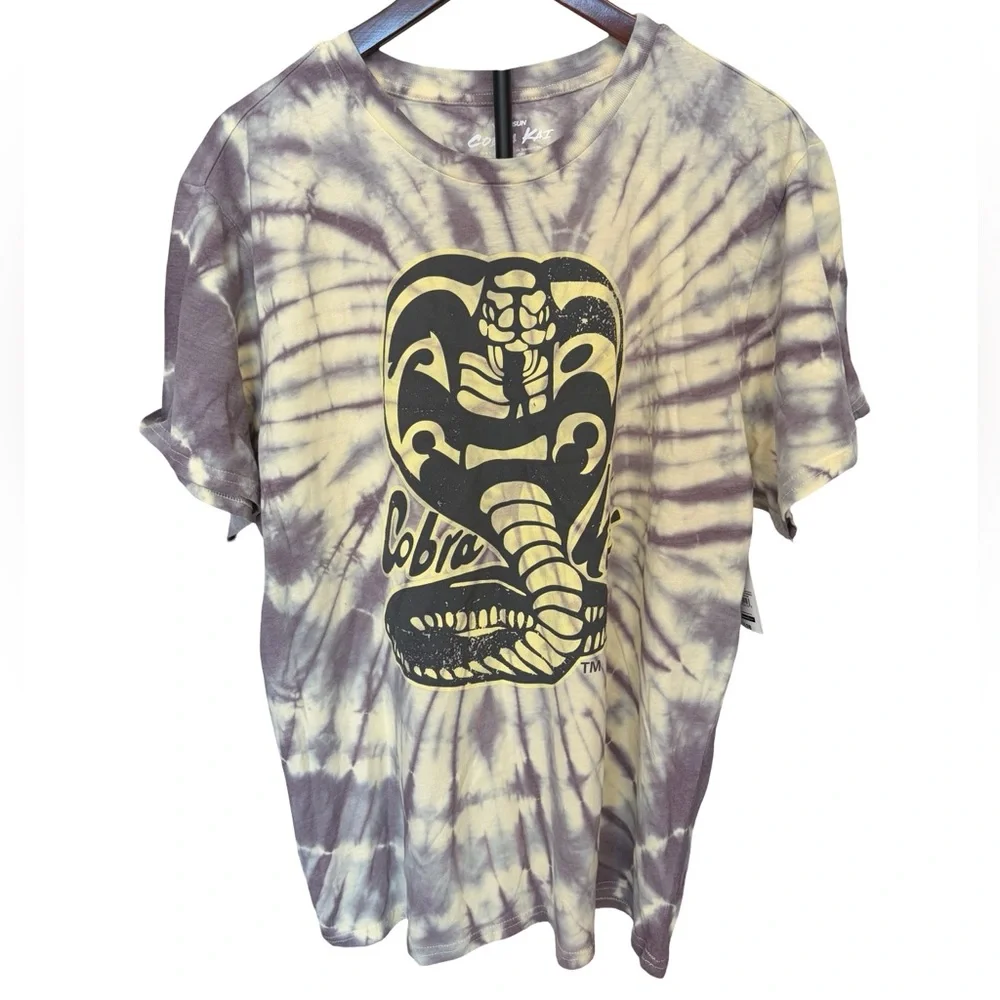 NEW! Cobra Kai Graphic Tie-Dye Tee in Pale Yellow & Gray Size 3X - Picture 4 of 11